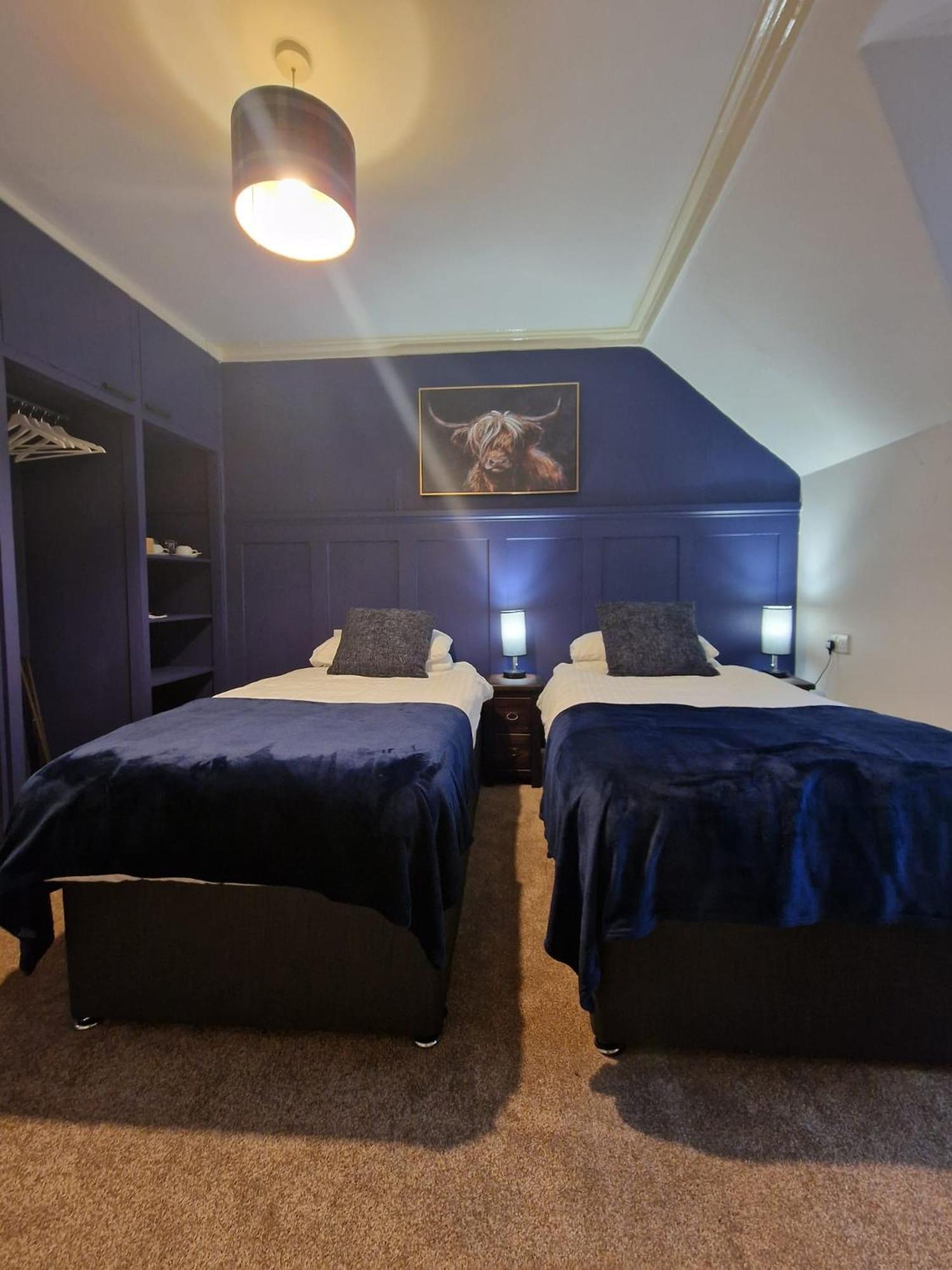 The White Stag Inn Strathyre Room photo